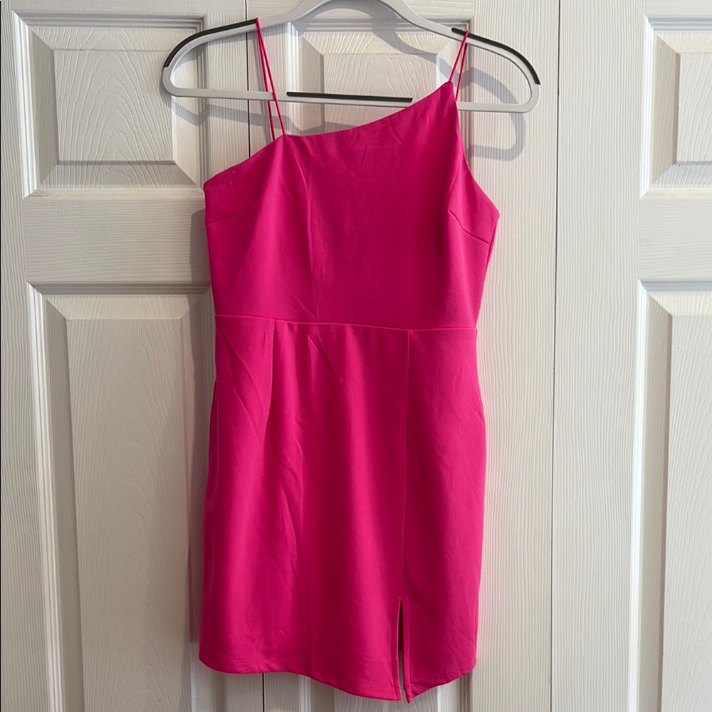 NWOT Lulu's Vibrant Pink Asymmetrical Dress